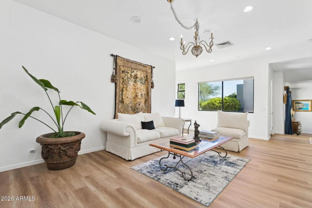 Real Estate Picture 58