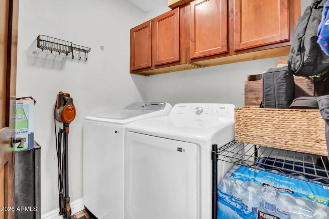 Real Estate Picture 23