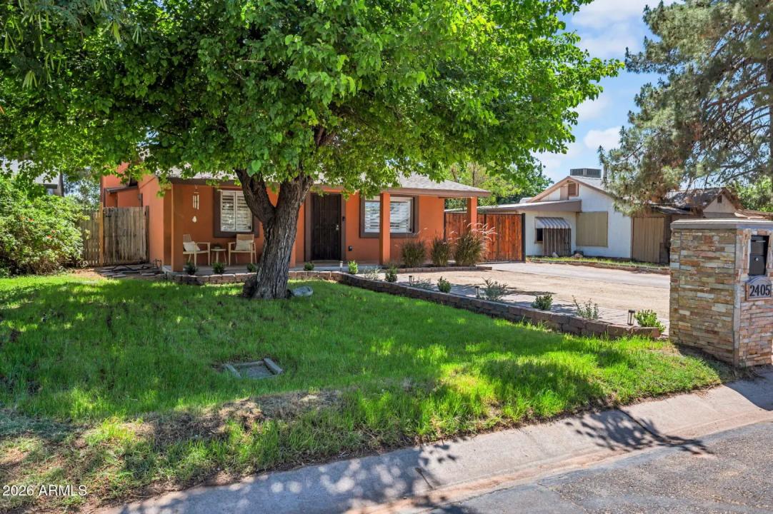 Real Estate Picture 2
