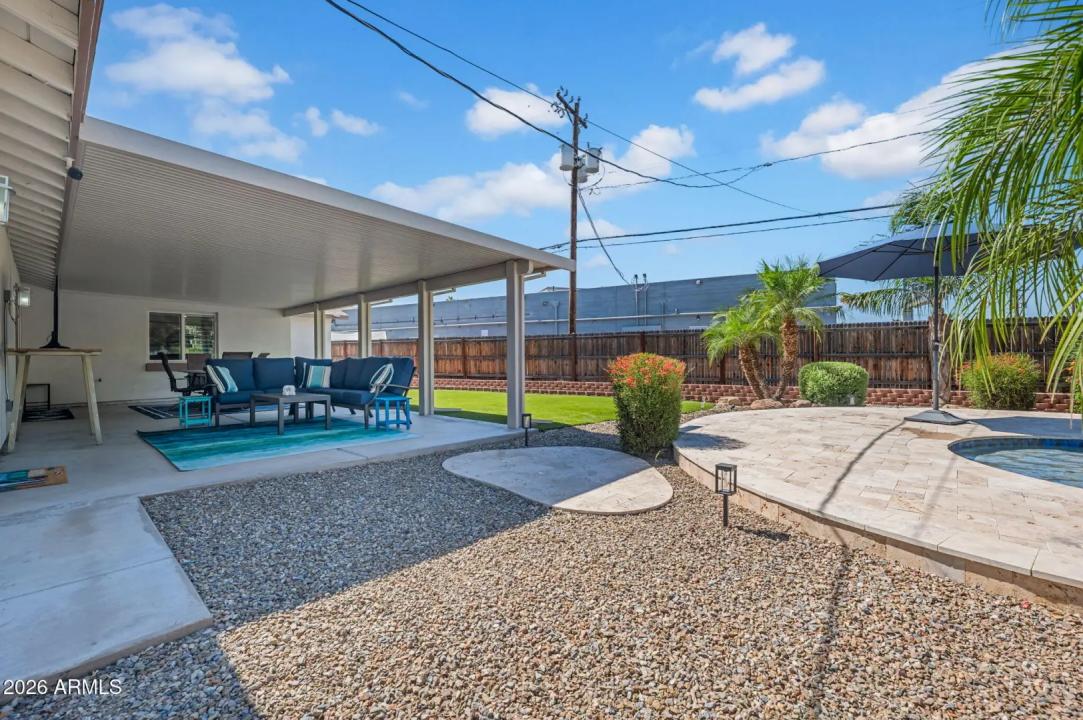 Real Estate Picture 23