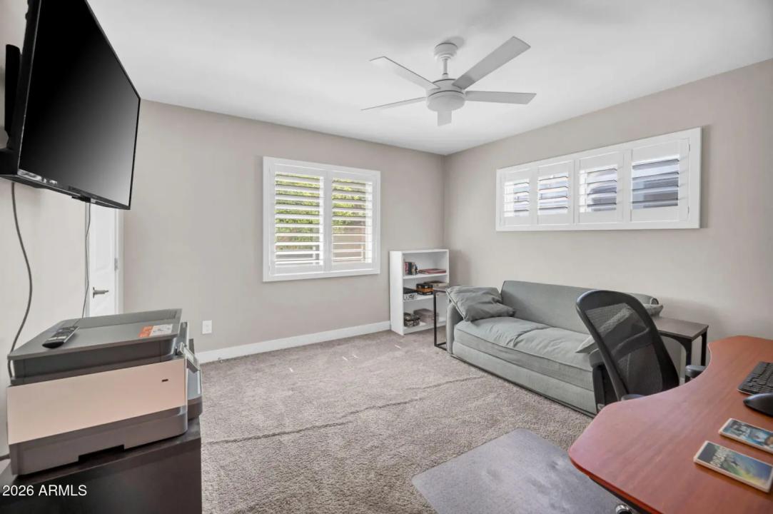 Real Estate Picture 18