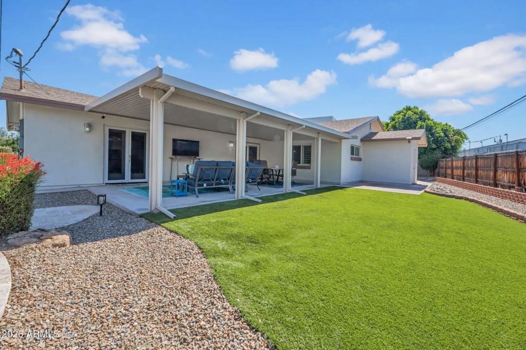 Real Estate Picture 20