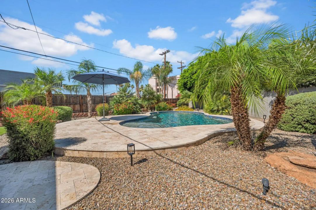Real Estate Picture 21