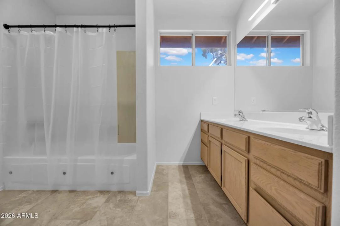 Real Estate Picture 20