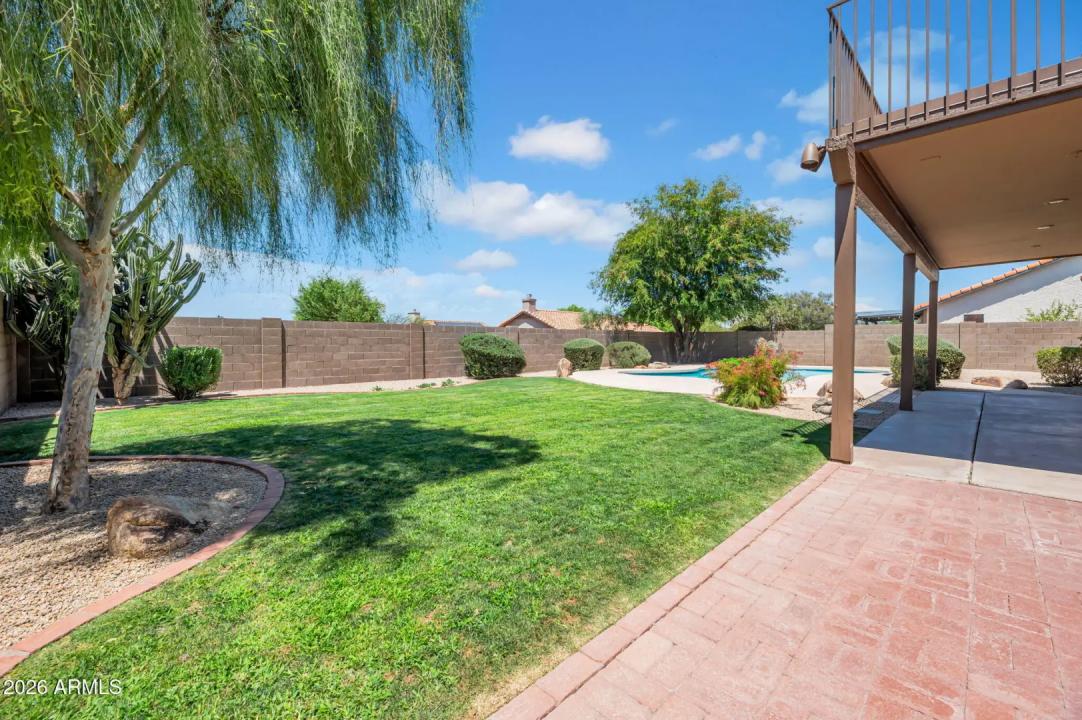 Real Estate Picture 26