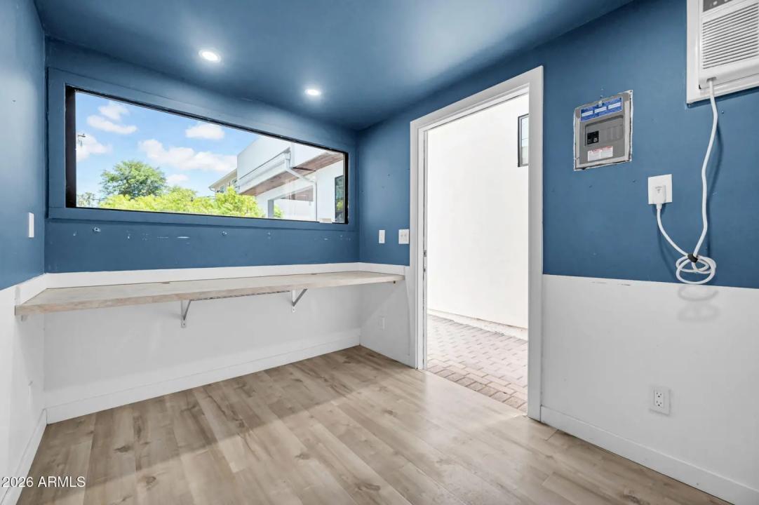 Real Estate Picture 40