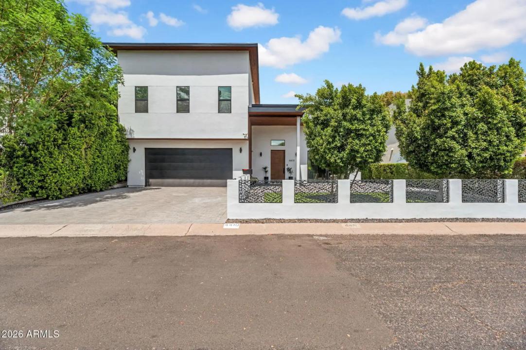 Real Estate Picture 2