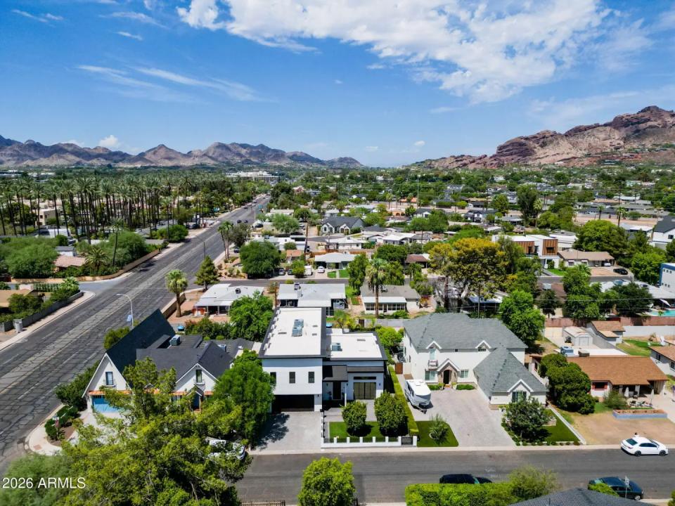 Real Estate Picture 45