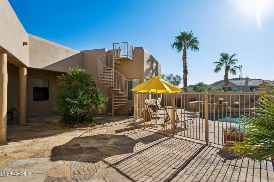 Real Estate Picture 15