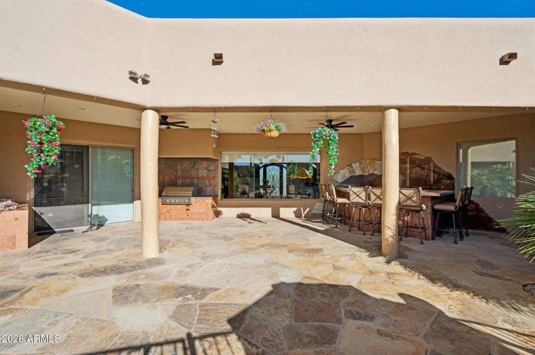 Real Estate Picture 24