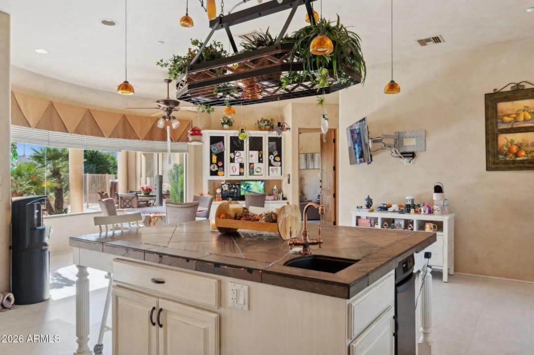 Real Estate Picture 35