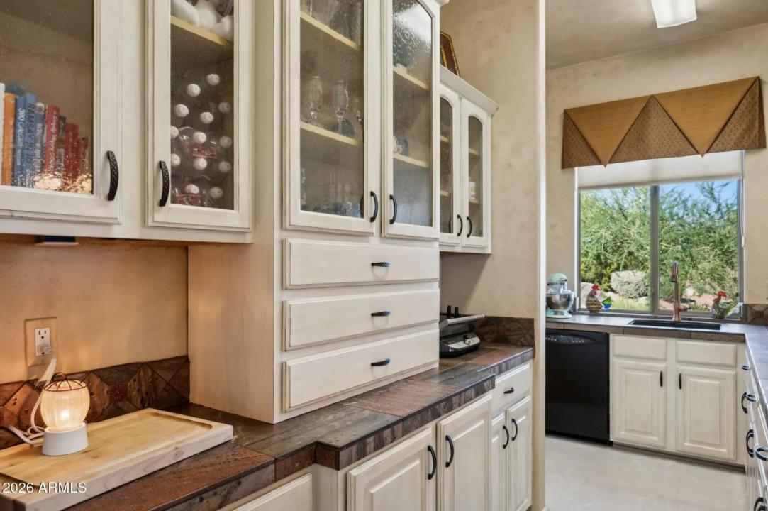 Real Estate Picture 37