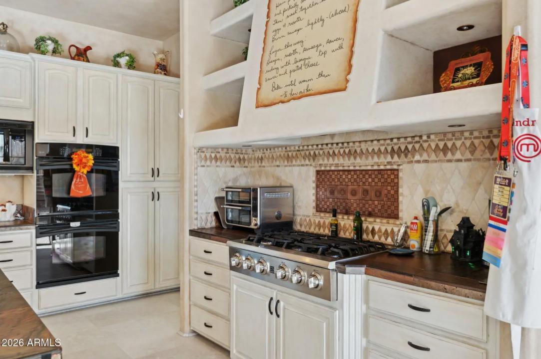 Real Estate Picture 40