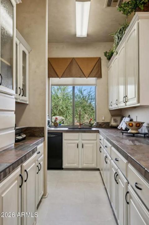 Real Estate Picture 74