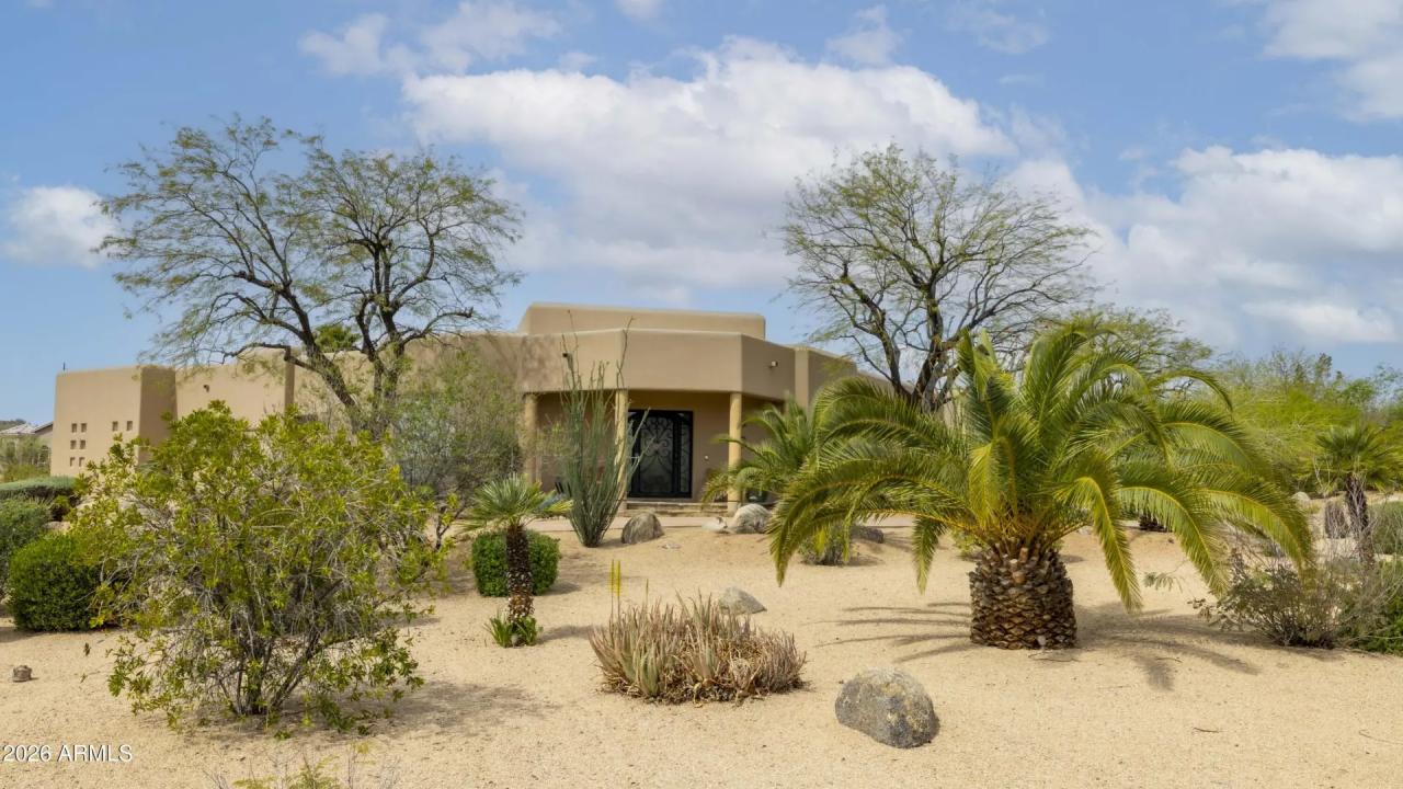 Real Estate Picture 5