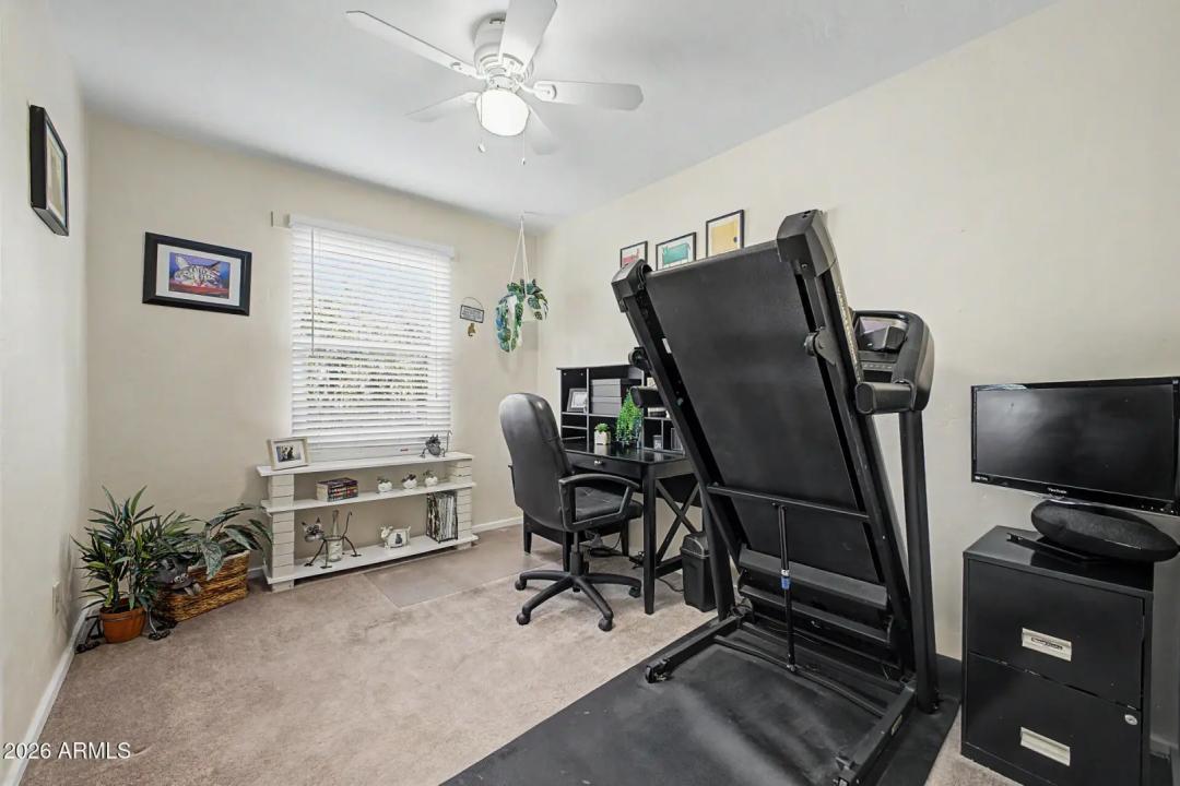 Real Estate Picture 18