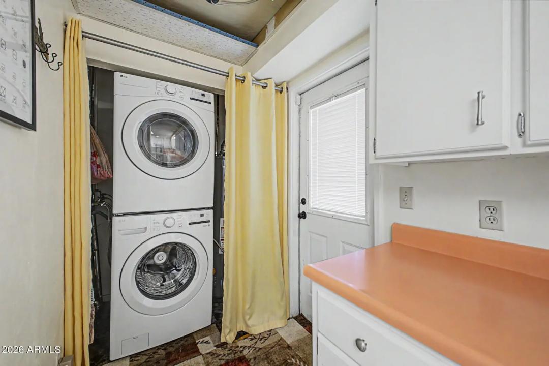 Real Estate Picture 19