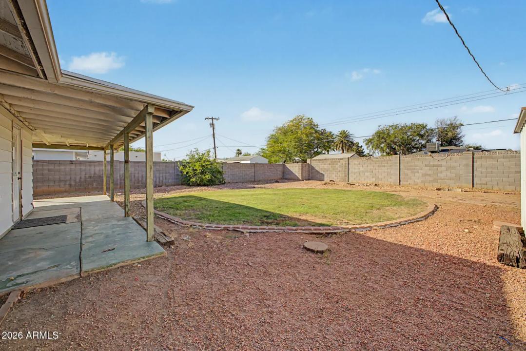 Real Estate Picture 22