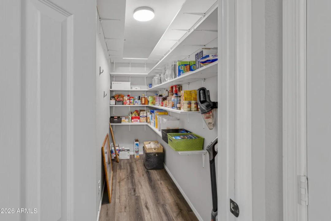 Real Estate Picture 15
