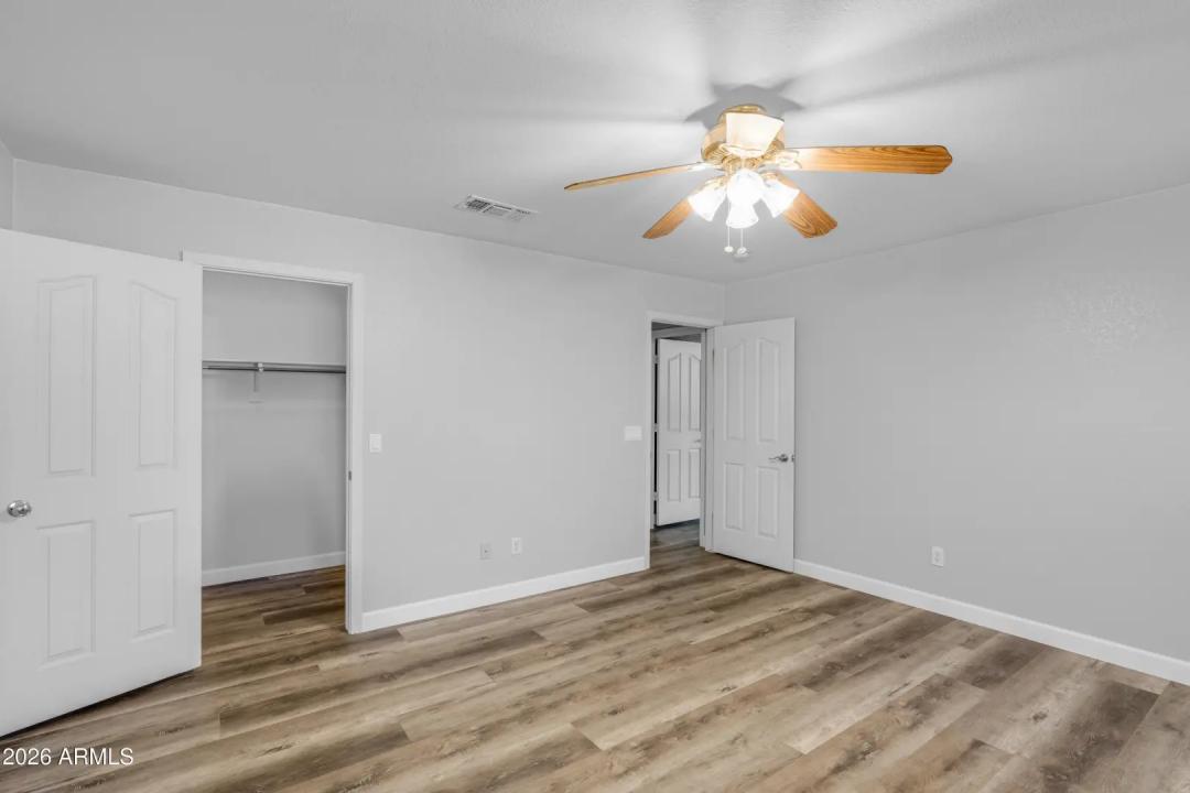 Real Estate Picture 27