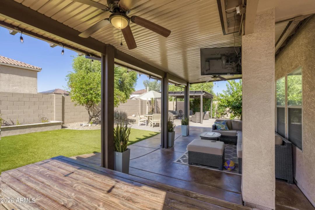Real Estate Picture 35