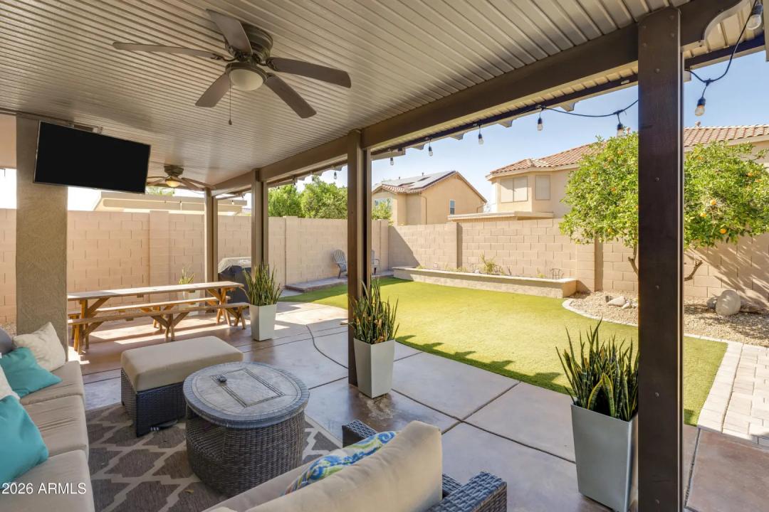 Real Estate Picture 43
