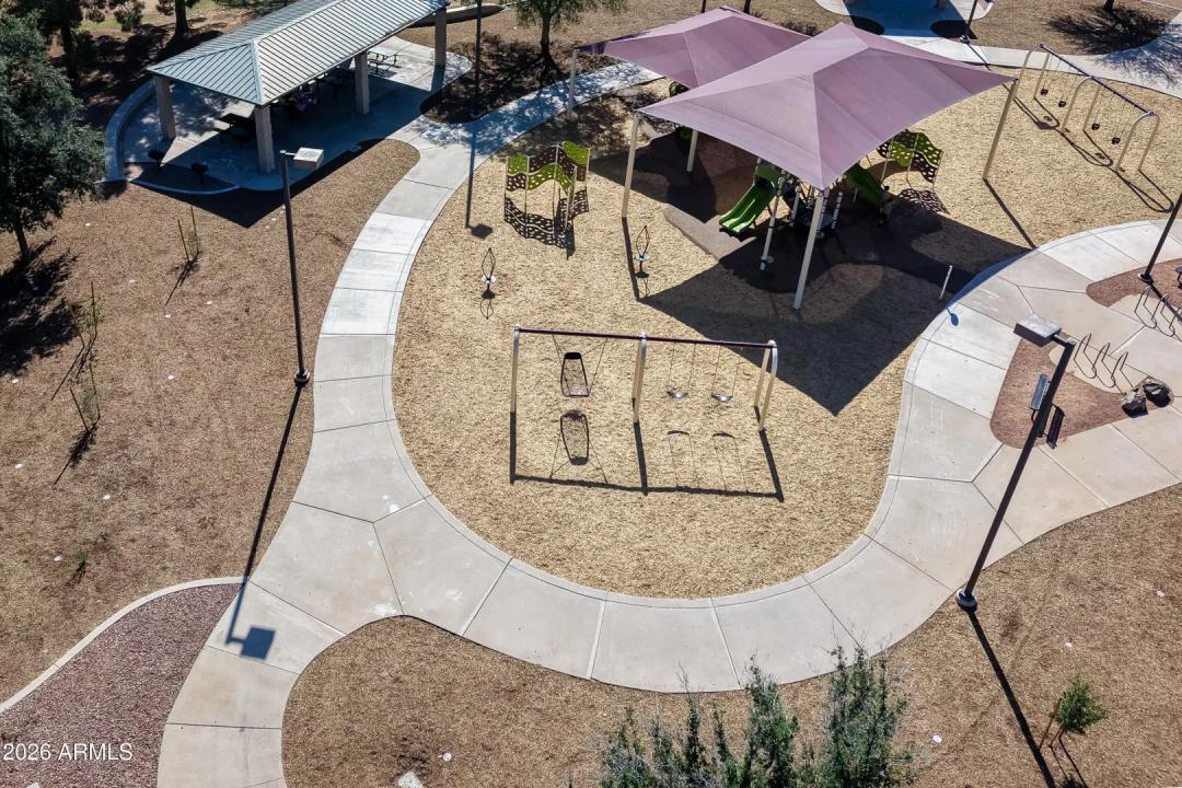 Real Estate Picture 53