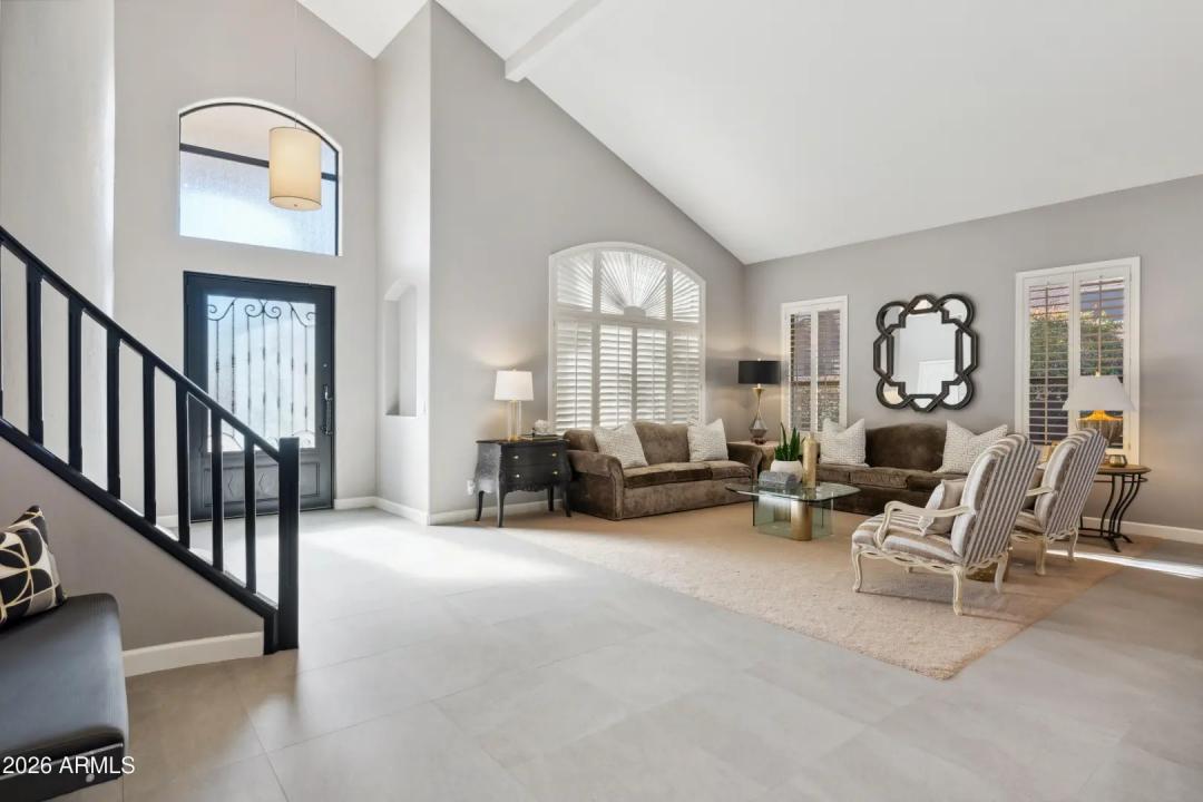 Real Estate Picture 10