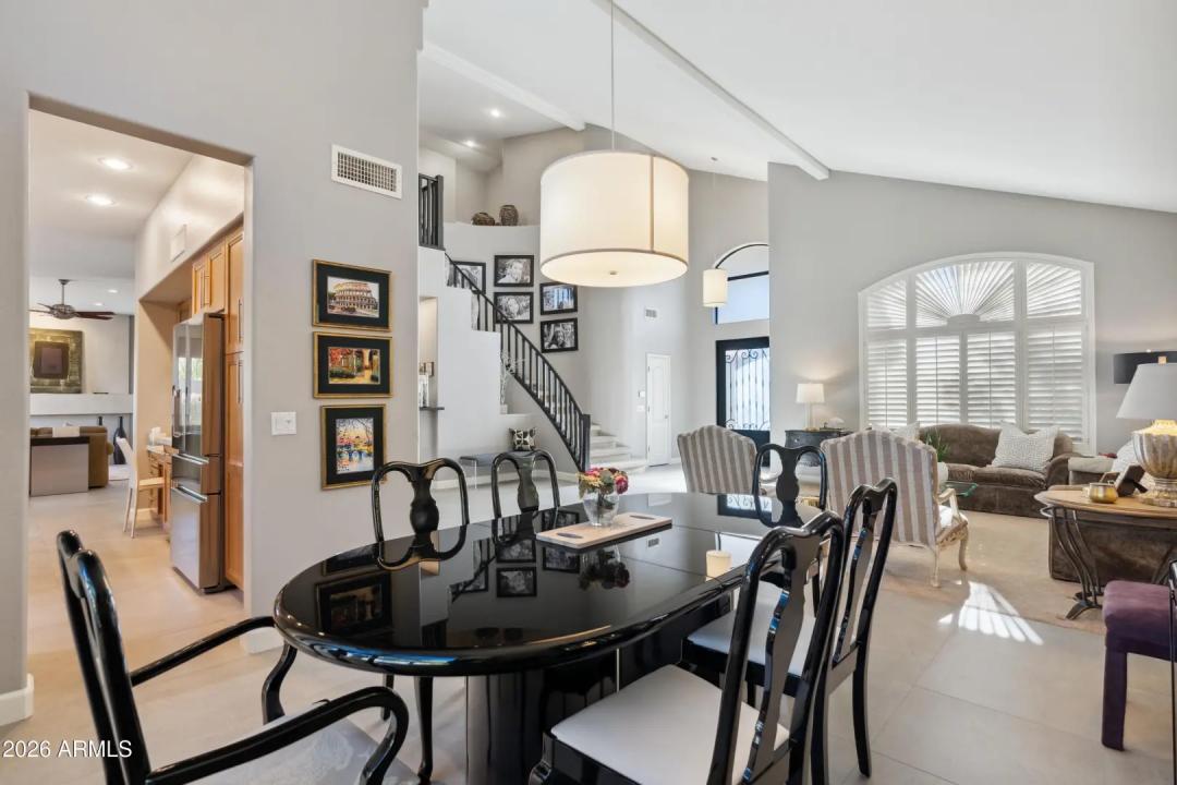 Real Estate Picture 12