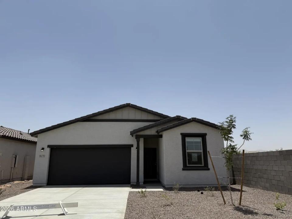Real Estate Picture 1
