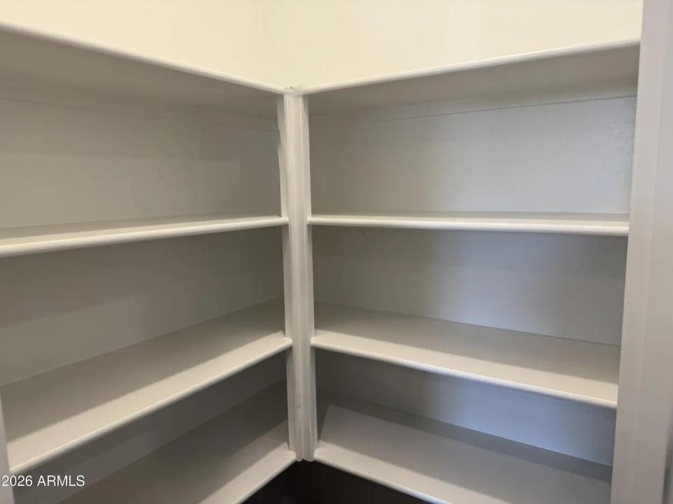 Real Estate Picture 6