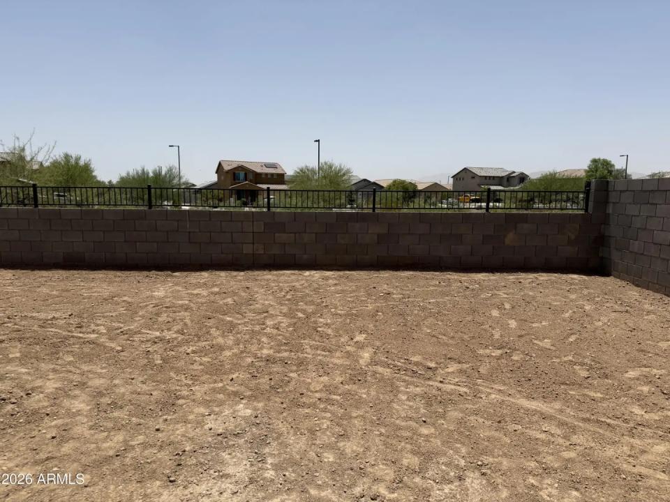 Real Estate Picture 10