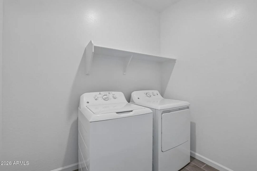 Real Estate Picture 18