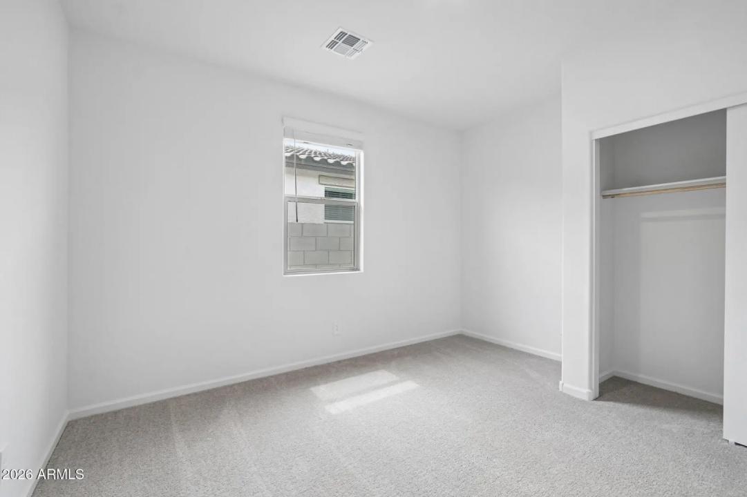 Real Estate Picture 19