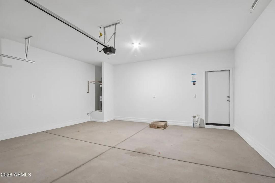 Real Estate Picture 28