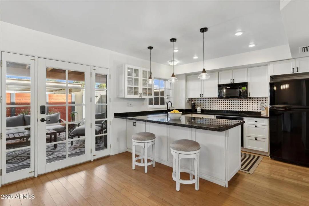 Real Estate Picture 2