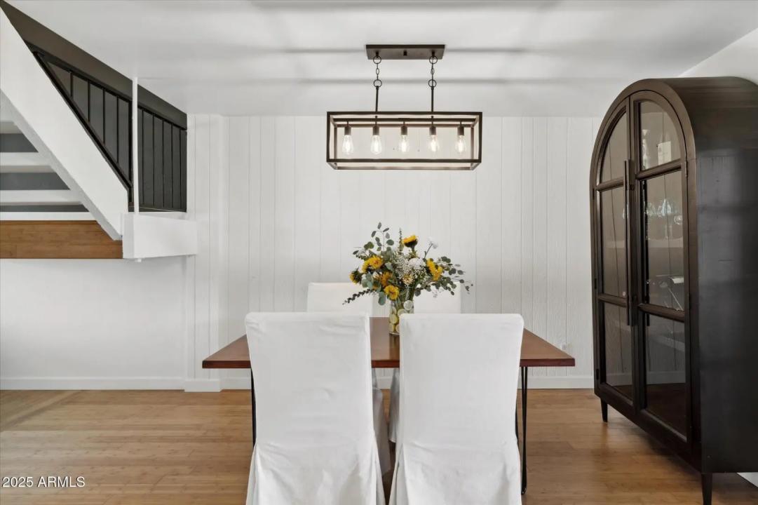 Real Estate Picture 6