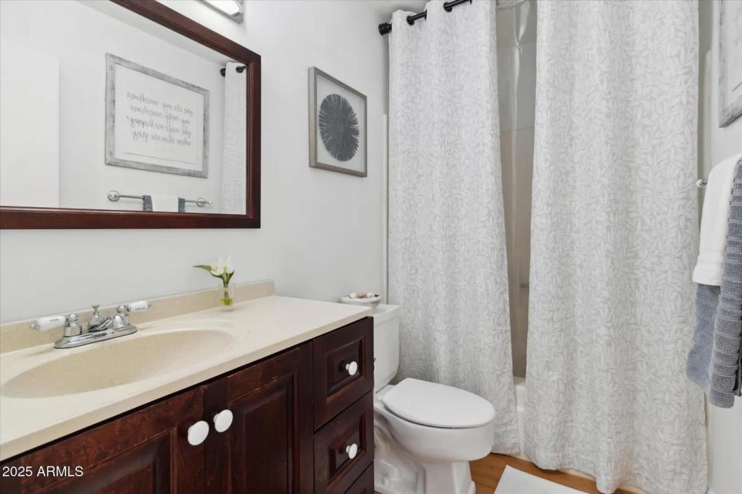 Real Estate Picture 20