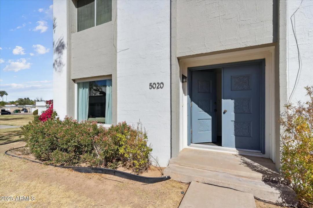 Real Estate Picture 22