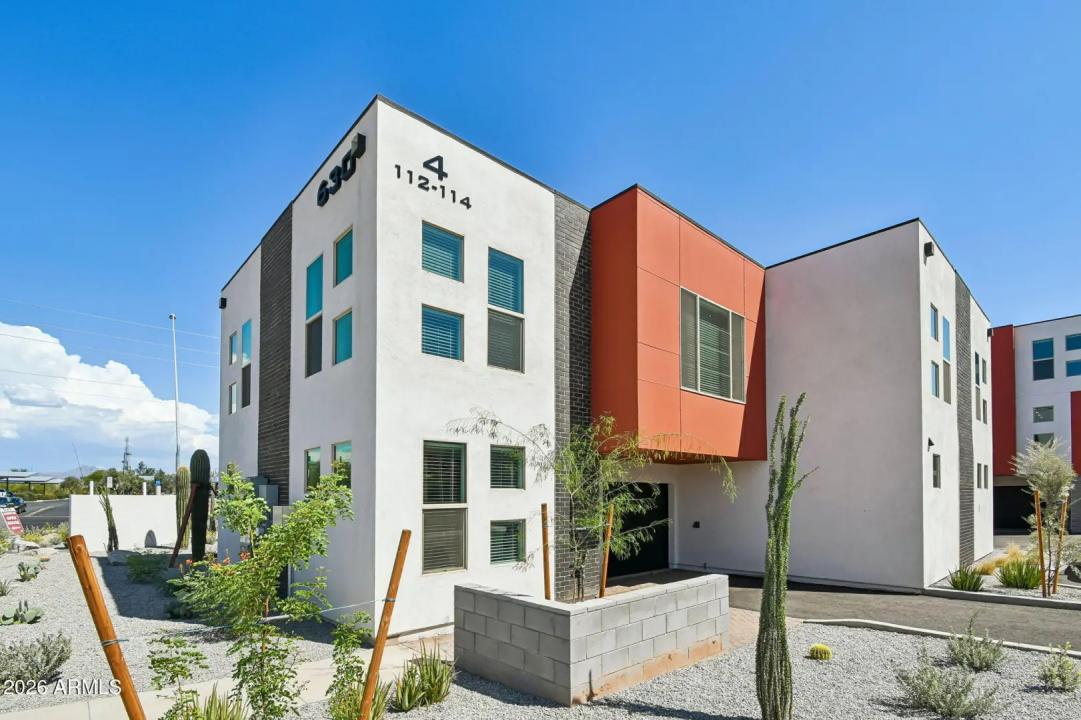Real Estate Picture 2