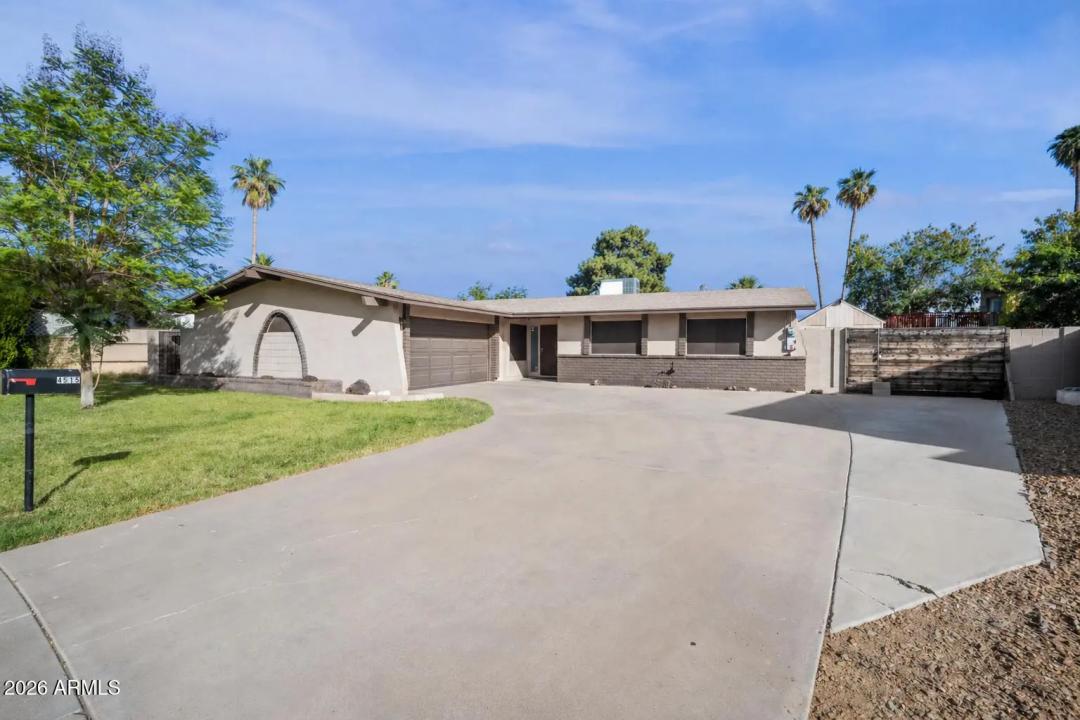 Real Estate Picture 1