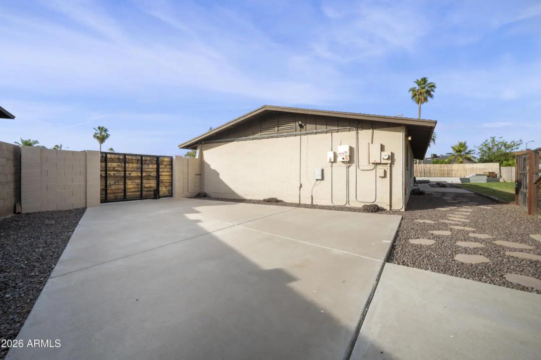 Real Estate Picture 21