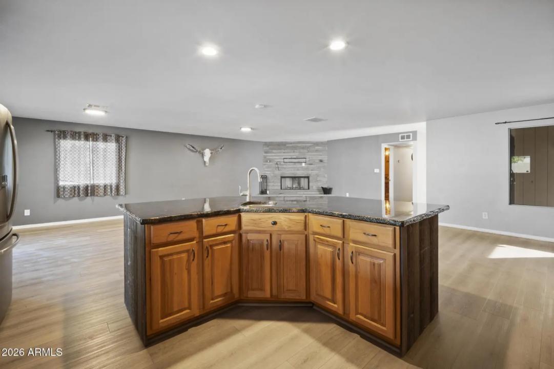 Real Estate Picture 31