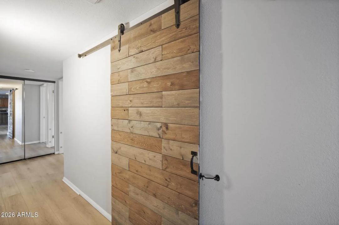 Real Estate Picture 34