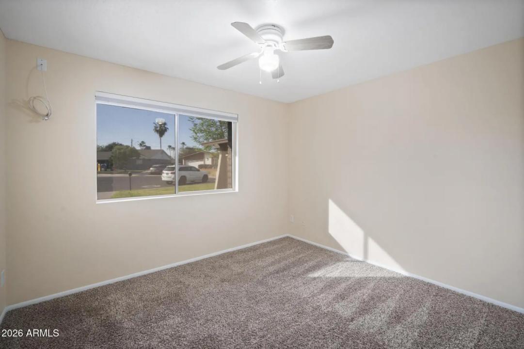 Real Estate Picture 37