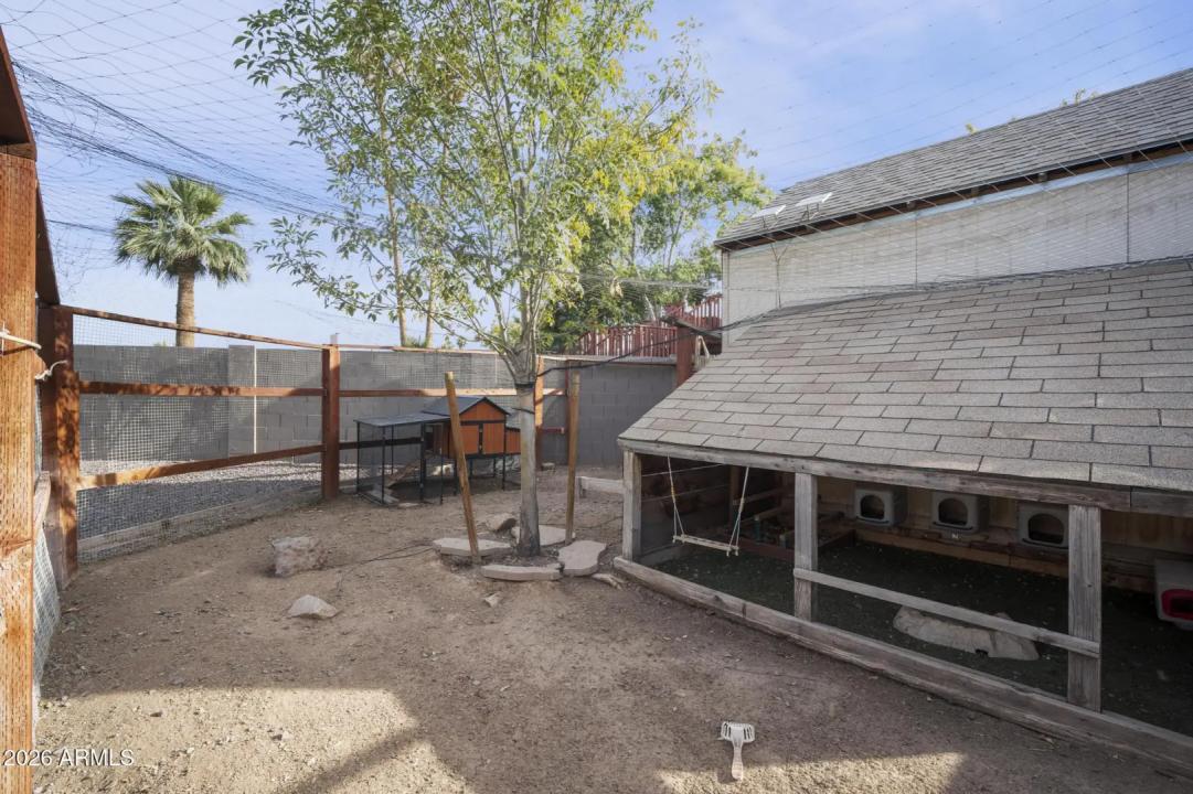 Real Estate Picture 44