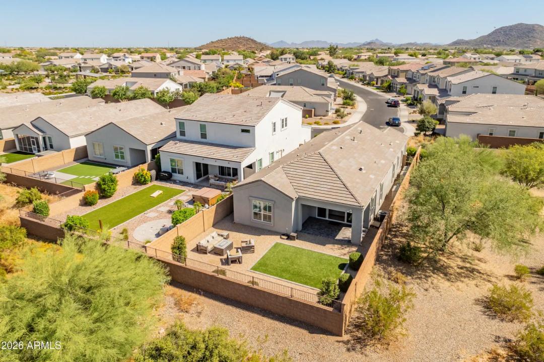 Real Estate Picture 28