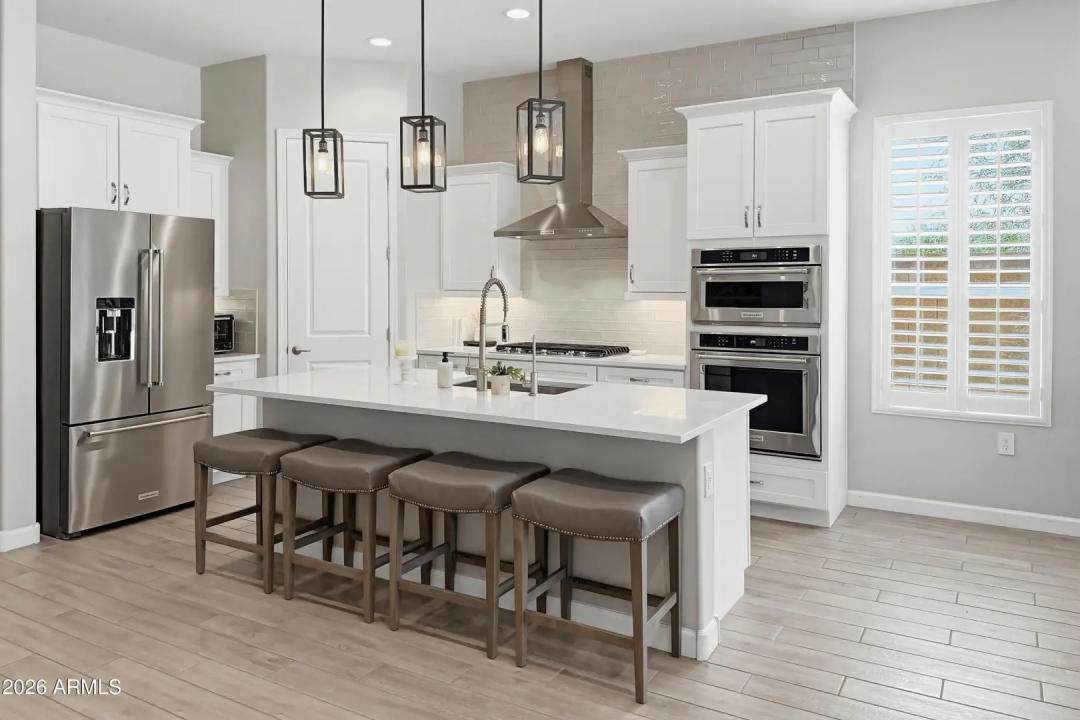 Real Estate Picture 2