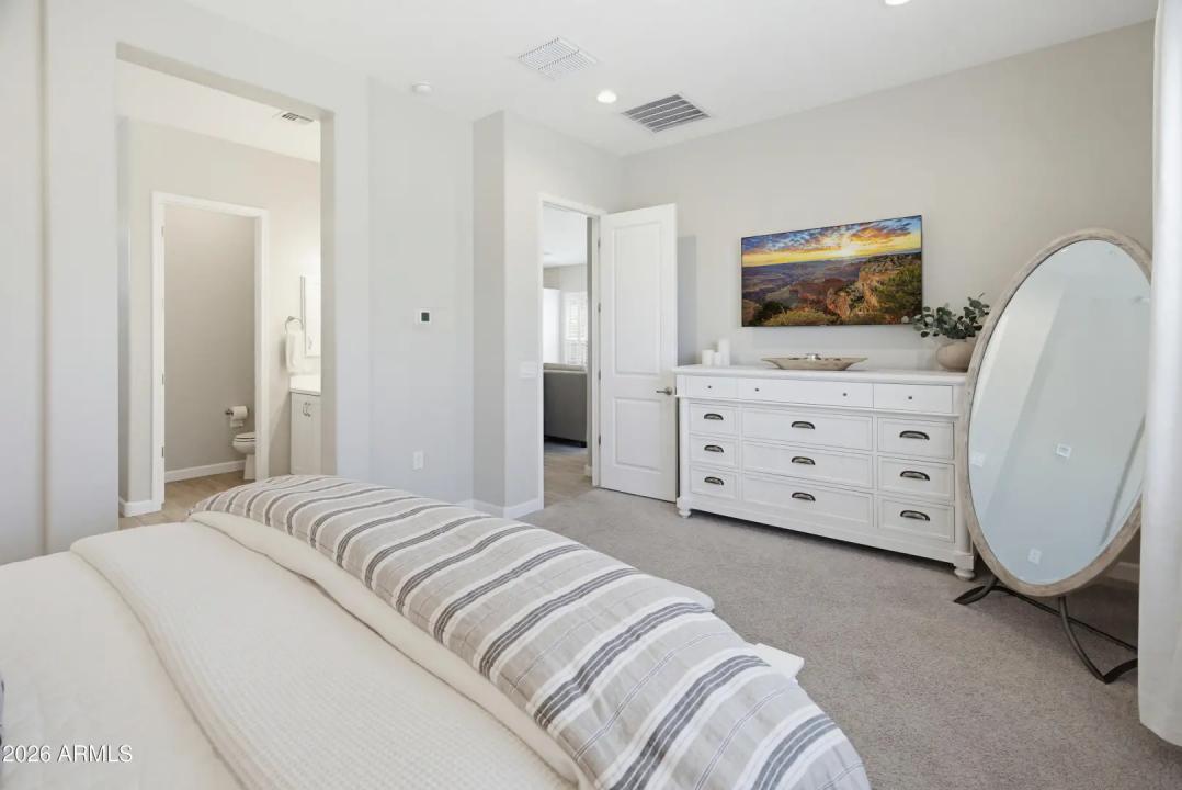 Real Estate Picture 49