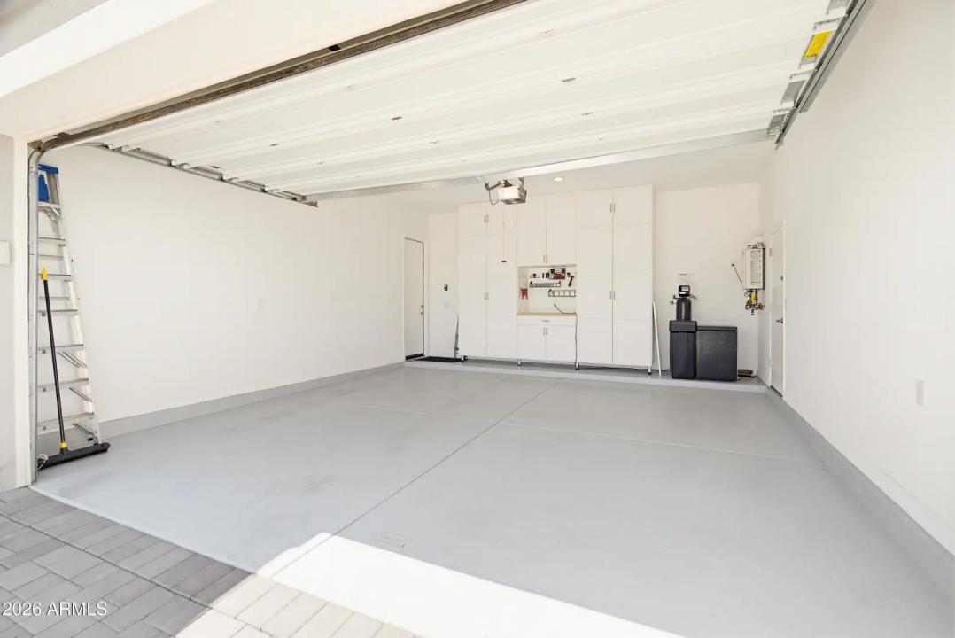 Real Estate Picture 26